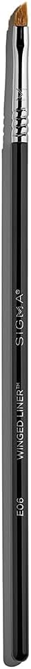 E06 - WINGED LINER™ BRUSH SIGMA BEAUTY
