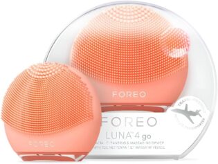FOREO LUNA 4 go Brosse Nettoyante, Massante & Raffermissante Visage - Brosse Premium - Améliore l'absorption des soins - Accessoires de voyage visage - Tous Types de Peau - Peach Perfect