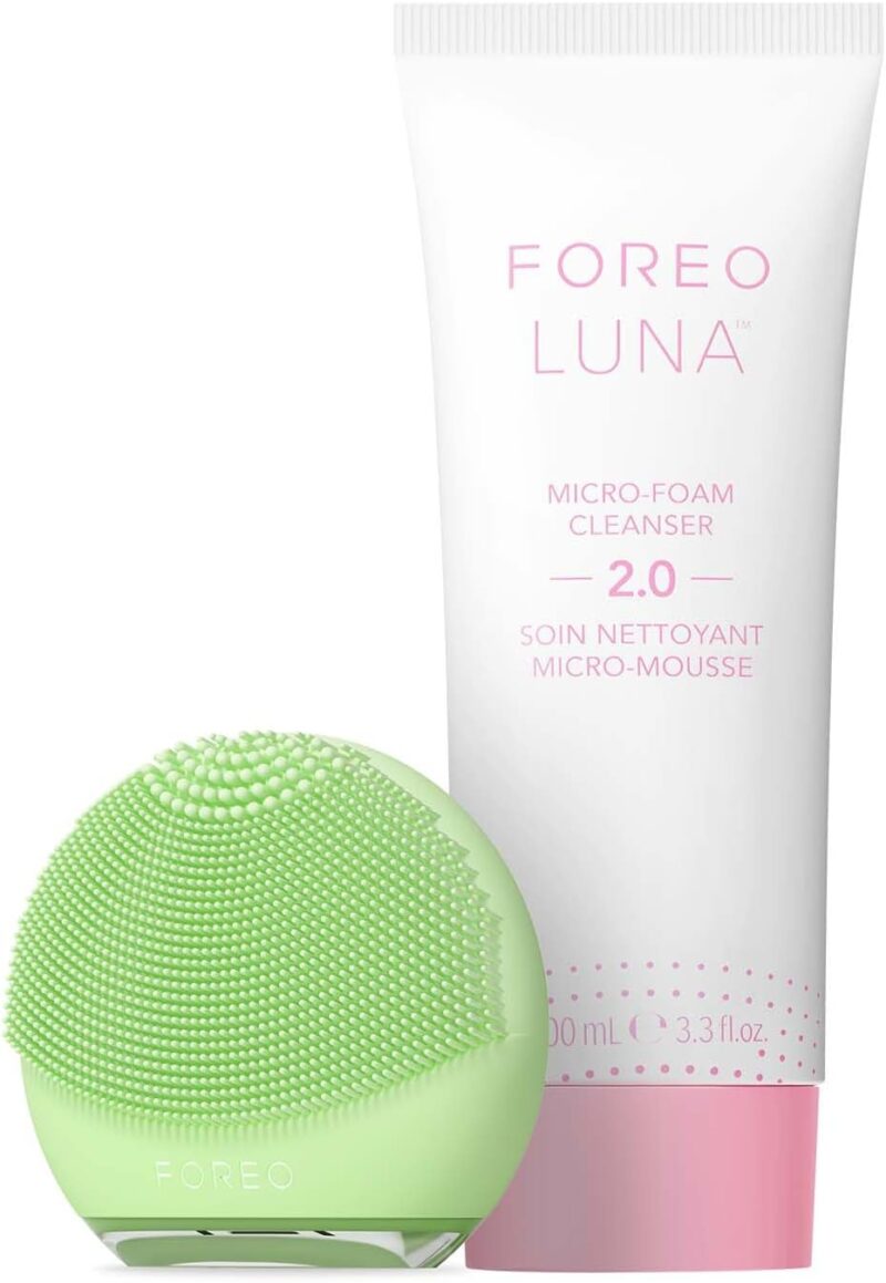 FOREO LUNA 4 go Brosse nettoyante visage et masseur visage raffermissant + LUNA Micro-Foam Cleanser 2.0, 100 ml - Nettoyant facial - Réduction des pores - Soin - Toutes peaux - Brosse visage