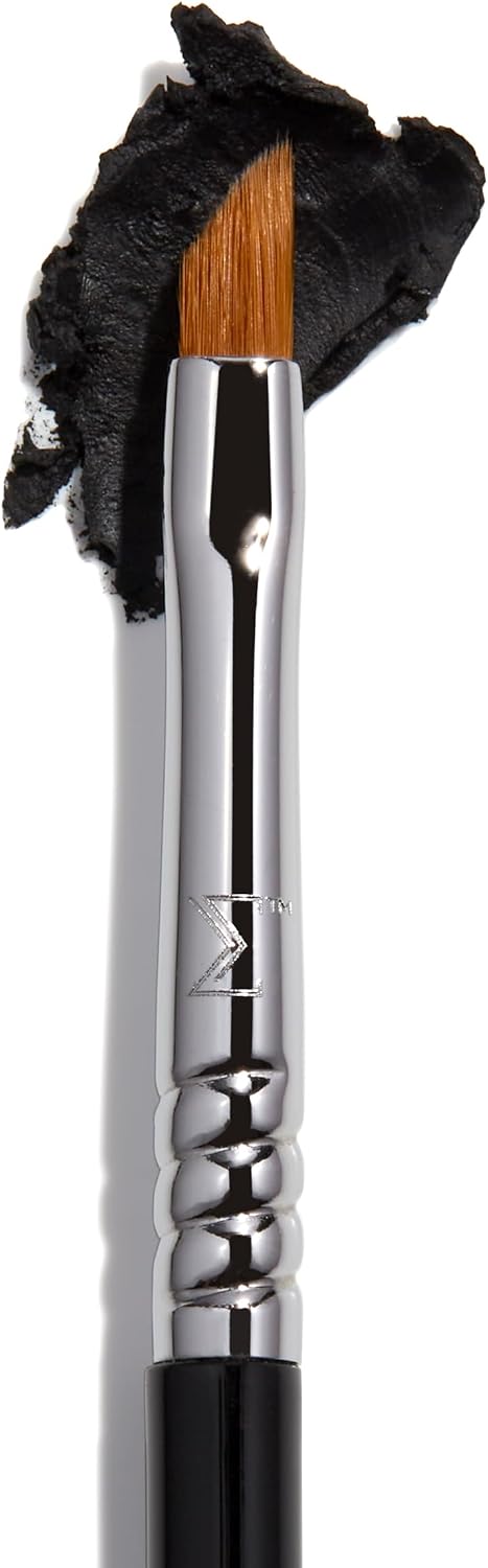 E06 - WINGED LINER™ BRUSH SIGMA BEAUTY - Image 3