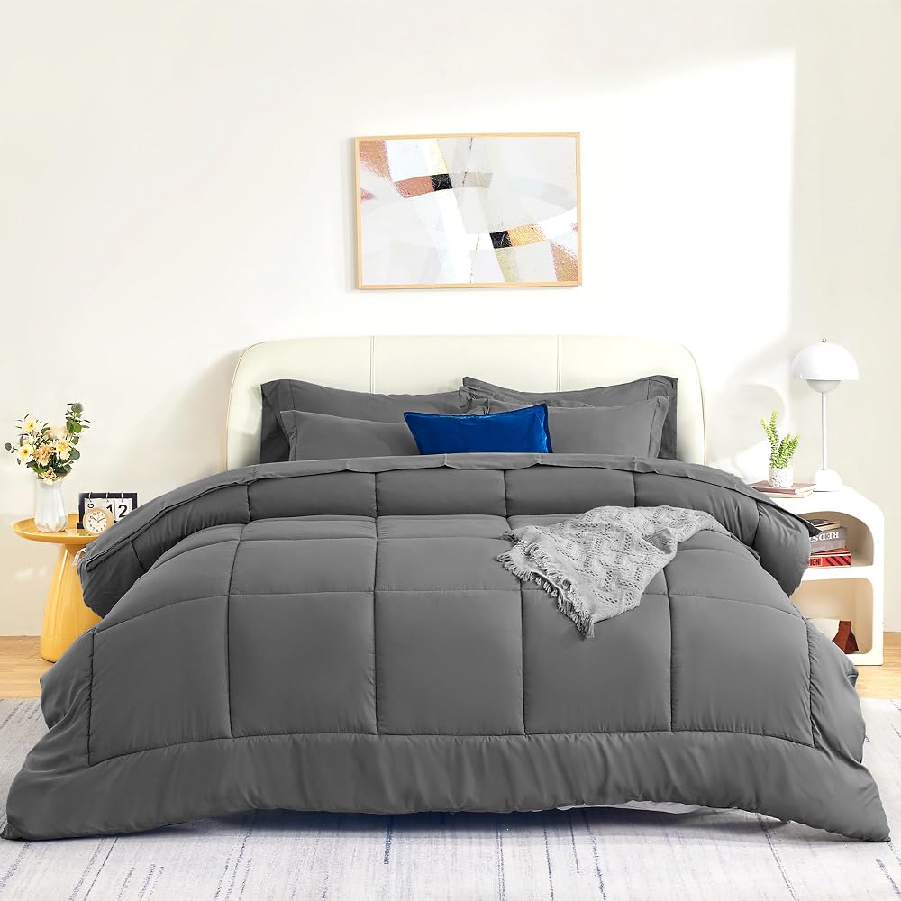 SLEEP ZONE Couette réversible en duvet alternatif pour très grand lit, légère, douce et respirante pour toutes les saisons, côté bleu marine + côté B gris - Image 9
