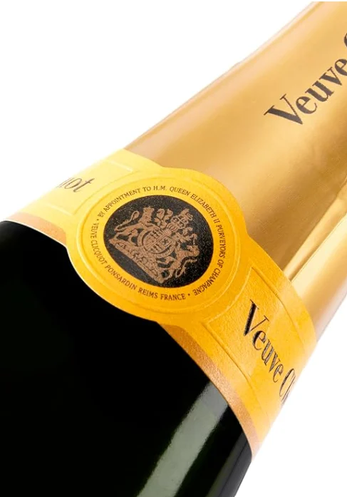 Veuve Clicquot Brut Carte Jaune - Image 6