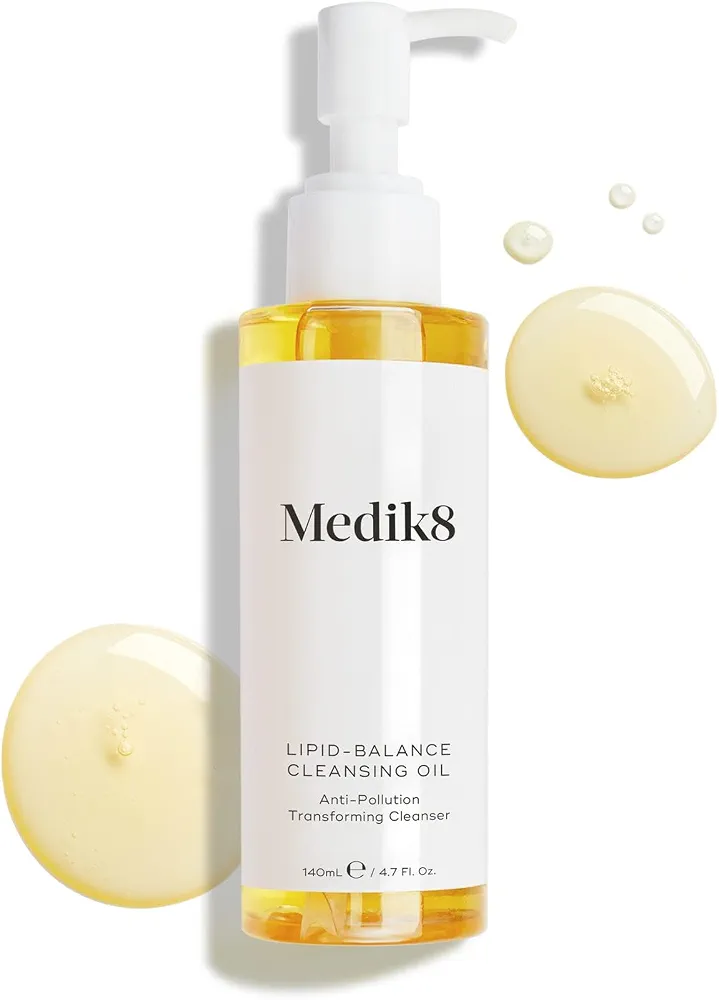 Medik8 Lipid-Balance Huile Nettoyante - Nettoyant Démaquillant Transformant - Élimine les Impuretés, les Écrans Solaires et le Maquillage Waterproof - Nourrit et Équilibre la Peau - 140ml