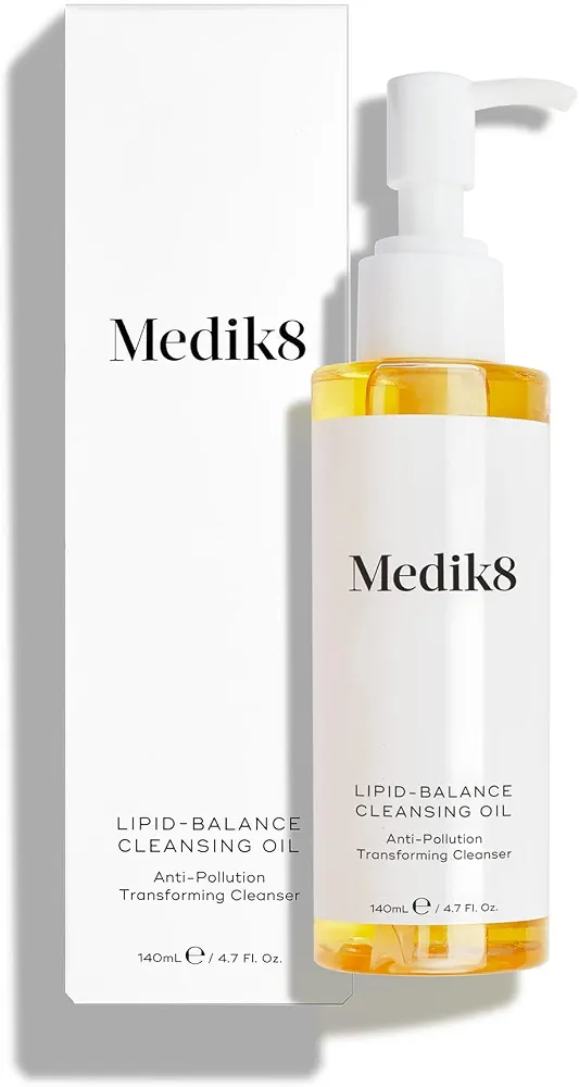 Medik8 Lipid-Balance Huile Nettoyante - Nettoyant Démaquillant Transformant - Élimine les Impuretés, les Écrans Solaires et le Maquillage Waterproof - Nourrit et Équilibre la Peau - 140ml