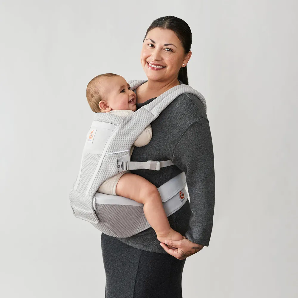 Porte-bébé Ergobaby Alta Hip Seat avec siège de hanche pour bébés et jeunes enfants à partir de 4 mois (5,5 kg - 20,4 kg), porte-bébé avec siège de hanche en Mesh SoftFlex, Pearl Grey