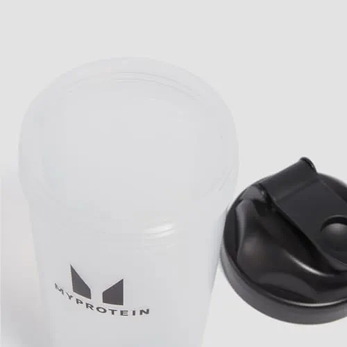 Myprotein Shaker Protéiné 600 ml Transparent/Noir avec bille mélangeuse | Shaker fitness ergonomique | Sans grumeaux | Léger et résistant | Idéal pour protéines en poudre et boissons sportives
