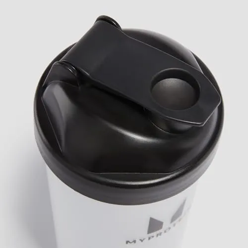 Myprotein Shaker Protéiné 600 ml Transparent/Noir avec bille mélangeuse | Shaker fitness ergonomique | Sans grumeaux | Léger et résistant | Idéal pour protéines en poudre et boissons sportives